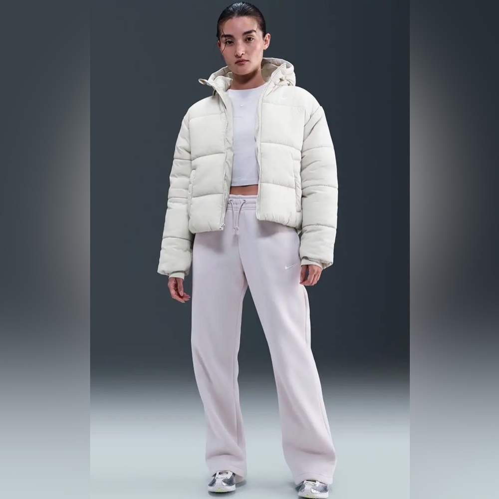Nike Women's Sportswear Classic Puffer Therma-FIT Loose Hooded Jacket Sz Small